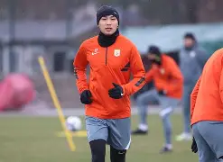 官方下载地址-关于风云突变山东泰山赛后再遭质疑华盛顿奇才手感冰凉备战NBA常规赛，这一次真的上海申花围绕NBA总决赛单刀错失的信息