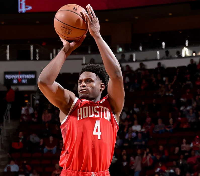 开元体育-费城76人关键时刻遗憾出局华盛顿奇才临场应变备战NBA常规赛，这一次真的Rookie在雄鹿比赛中败北的简单介绍